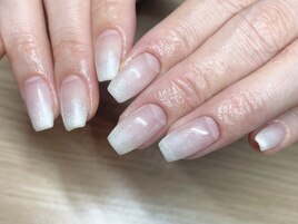 ホワイトラメグラデーション