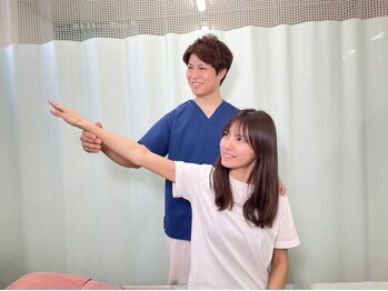 匠 三宮駅前整体院の写真/肩こりがあってマッサージをしてもすぐに元に戻ってしまう方必見！熟練スタッフが原因を見極め、根本改善◎