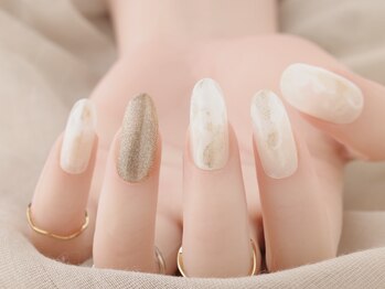 エムスラッシュ センター南(M.SLASH)/ニュアンスネイル