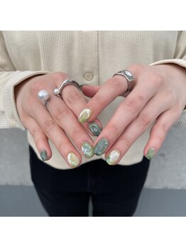 ムーイ 外苑前(mooi.)/green nuance