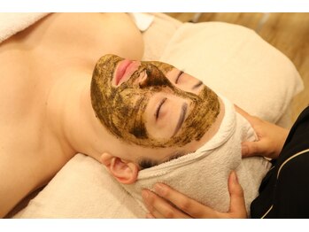 キューラッシュ 草加店(Q-LASH)の写真/【剥離なしの天然ハーブピーリング♪】芸能人御用達の''クリスティーナ''を2種類導入★圧倒的に肌質改善♪