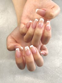 白フレンチ×リボン