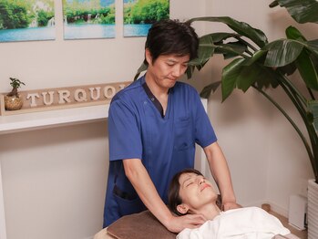 ターコイズ(Turquoise)/顎マリオネットラインがスッキリ