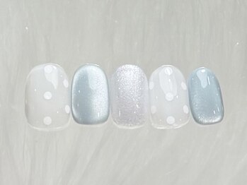 ネイルメゾン 渋谷店(NAIL MAISON)/水色マグ白ドット￥4500