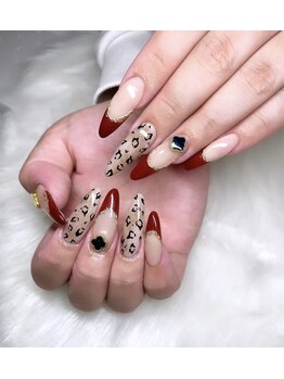 フィー(fee)/アニマルネイル