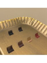 ミーカラー(me calla)/【カラーフラットラッシュ】