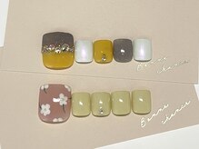 ココネイル(CoCo Nail)/花FOOT×イエローアート