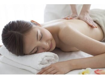 リラクゼーション らくにな~る/免疫アップ足つぼ&アロマリンパ