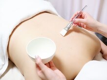 ビズビズ 梅田店(bisebise)の雰囲気（背中ニキビ専門サロンの併用施術でニキビに終止符！）