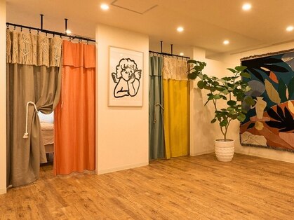 アンバー(Amber)の写真