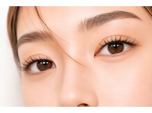 ベリスラッシュ(Bellis Lash)の雰囲気(自然なのにボリュームが出る束感まつ毛で目力アップ)