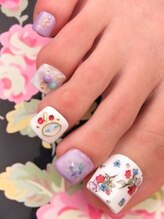 カラーズ 浜松店(colors)/小花柄とパープルネイル(*^^*)