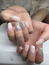 シネイル スパ(c.nail spa)/ワンカラー＋ポイントラメ