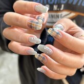 リリ ネイルアンドアイラッシュ(LiRi nail&eyelash)