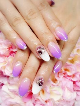 アイネイル(iNAIL)の写真/【スピーディー×高精度な長さ出し】忙しい方でも理想の長さに。短時間で驚くほど美しい仕上がりを実感。