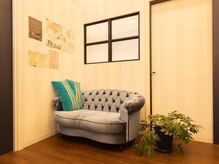 ドルフィン(DOLPHIN)/ウエイティングブース