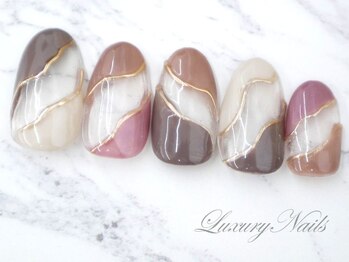 ラグジュアリーネイルズ アカバネ(Luxury Nails Akabane)/