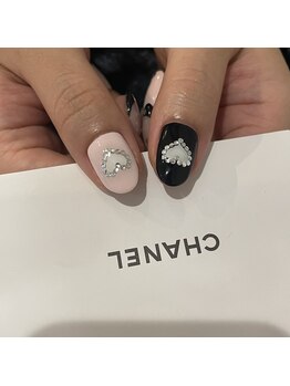 ムーイ 外苑前(mooi.)/pink×black