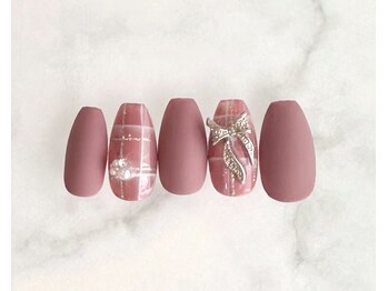 ガレリアエレガンテ 可児店/マンスリーネイル(12~2月限定)