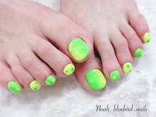 ノアブルーバードネイルズ(Noah' bluebird .nails)/ネオンカラーでスターデザイン