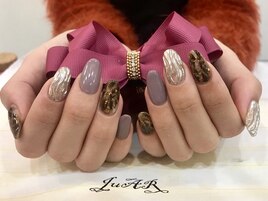 ウネウネネイル