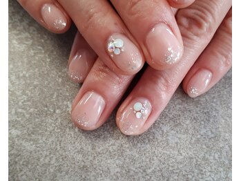 パステル(PASTEL)/上品カラーにポイントアート