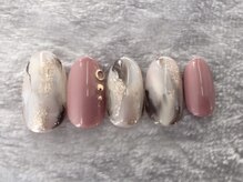 アミュレット(AMULET)/10月定額　6050円(税込)