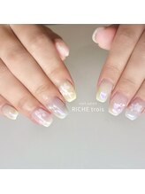 リッシュ トロワ(RICHE trois)/カラフルな春パステルカラー