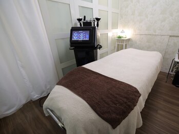 コスメ ニシヒロ/エステルーム