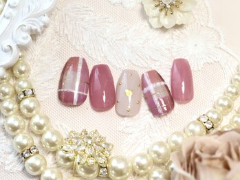 リュミエール(Lumiere)/チェックネイル