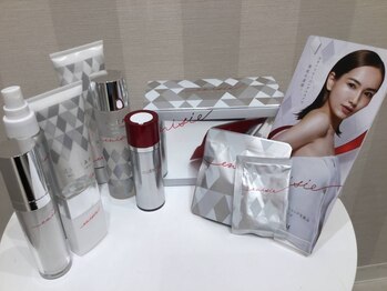 ウーム/2・高濃度炭酸パックのシリーズ