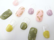 ネイルサロン クイール 小山店(NAIL SALON QUILL)/丸フレンチ＆小花柄