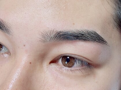 アイズ(EYES)の写真
