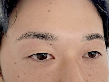 デイズ アイ ベクシー(Day`s eye Becsy)の写真/メンズも大歓迎!垢抜けの第一歩。メンズアイブロウ