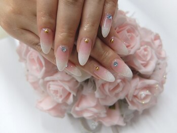 ネイルサロンミキ 横浜(MIKI)/ホワイトグラデスカルプネイル