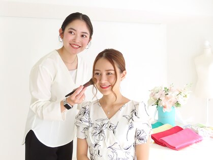 サロン ド ルミエールの写真