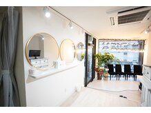 ミエル 鍛冶屋町(miel)の雰囲気（メイク直しもゆったり♪）