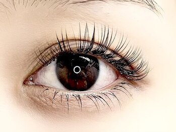 パティオアイラッシュ(Patio eyelash)の写真/マツエク再ブーム！上下マツエクがマスト◎本数振り分け自由でお好きなボリューム感に♪