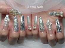 ピオミエルネイル 新宿(pio miel nail)/シルバー×ビジュー盛り×パール