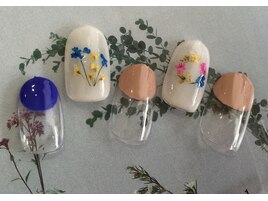 小さい押し花☆