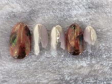 アミュレット(AMULET)/10月定額　6050円(税込)