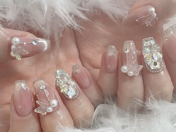 チョアネイル(CHOA NAIL)の写真/【西大橋徒歩5分】駅チカのため気軽に通えるサロン＊長さだしで指先をより長く美しく♪理想のデザインに☆