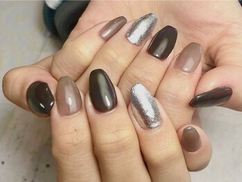 ヘアーアンドネイル ルシア(Hair&Nail Lucia)の写真/【他店オフも無料】リーズナブルな上に丁寧なカウンセリングと接客対応に口コミ大好評◎学割クーポンも★