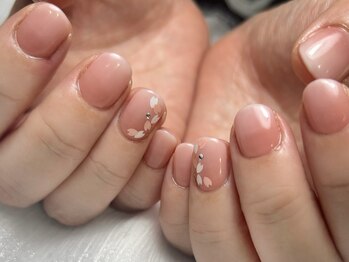 セクションプラス 吉祥寺(SECTION+)の写真/フォルムにこだわったフィルインサロン◇ネイルの『初めて』をお手伝いいたします♪