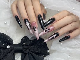 黒ピンククロムネイル