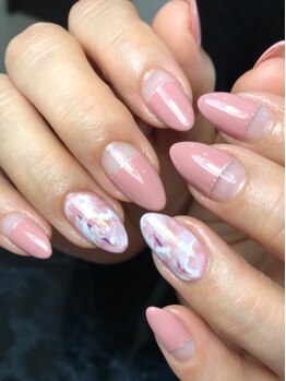 レディグリッター(Lady glitter)/真っ直ぐフレンチネイル