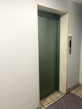 スリー(Three)/JR西日暮里駅からのアクセス(7)