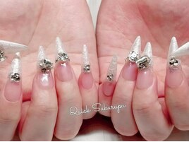 ロングワンホンネイル