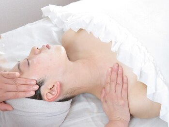 MELTY's東京 麻布十番 【韓国肌管理】韓国ピーリング/小顔矯正/痩身/[麻布十番 /マイクロリフトプロ]