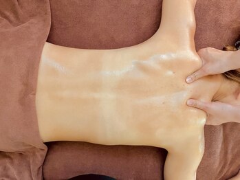 ヤスラギ やすらぎの写真/日々の疲れ取る！ベテランの技で肩首腰へ本場マッサージ◎極上のリラックスをあなたに(40文字)